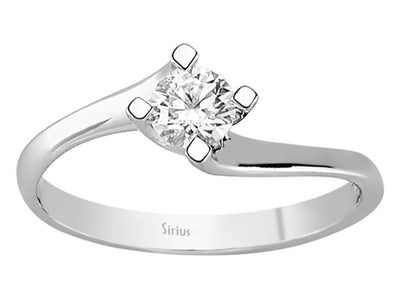 Weißgold Solitärring mit einem lab-grown Diamanten und seitlichen Diamanten