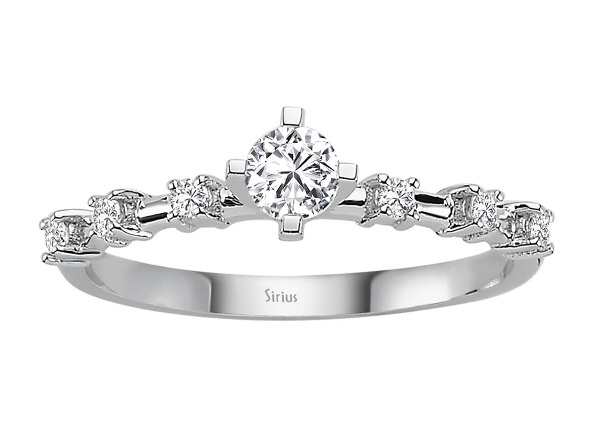 Weißgoldring mit 1 laborgezüchtetem Diamant 0,21 Karat und 6 kleinen Diamanten im Rundschliff, 0,12 Karat