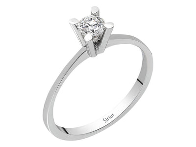 Fine 14 Karat White Gold Ring with Round Cut Diamond