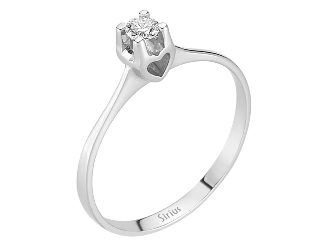 Zarter Solitärring mit 0,10 Karat rundem Labor-Diamanten in 14 Karat Weißgold mit Herzdetail