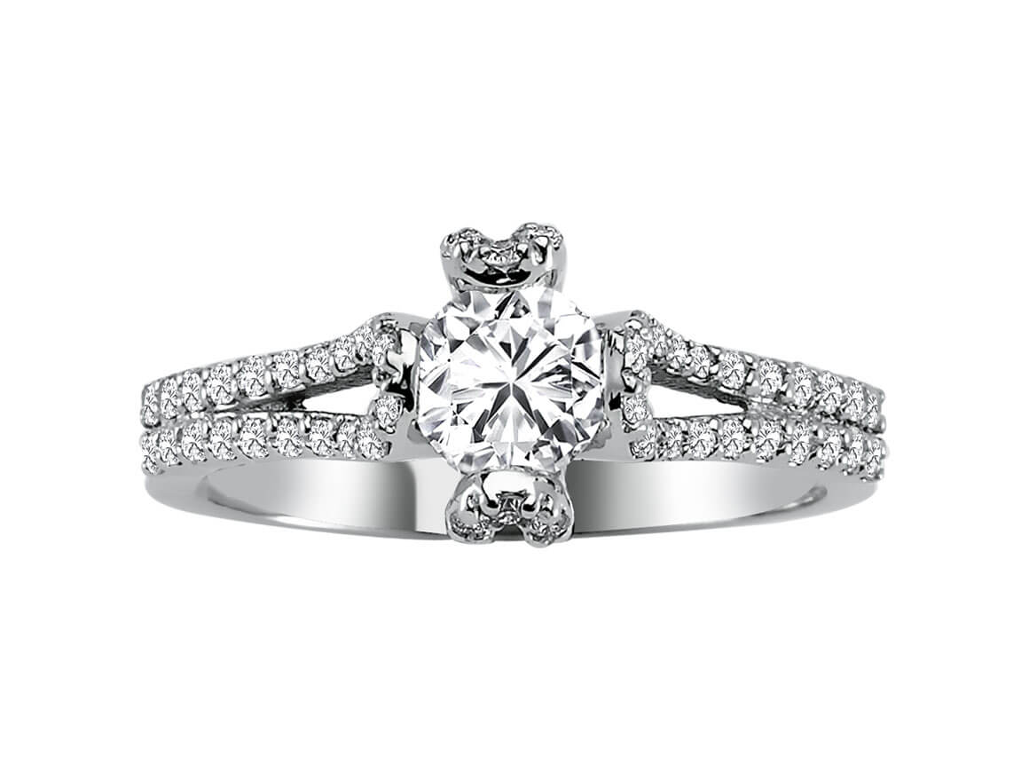 Eleganter Halo-Ring mit 0,46 Karat Hauptdiamant und 62 kleineren Diamanten in 14 Karat Weißgold