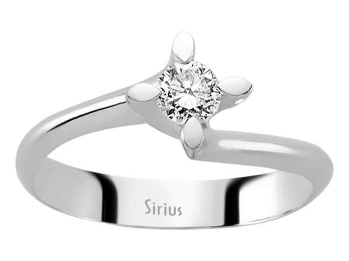 Stilvoller Solitärring mit 0,24 ct Diamant in 14K Weißgold
