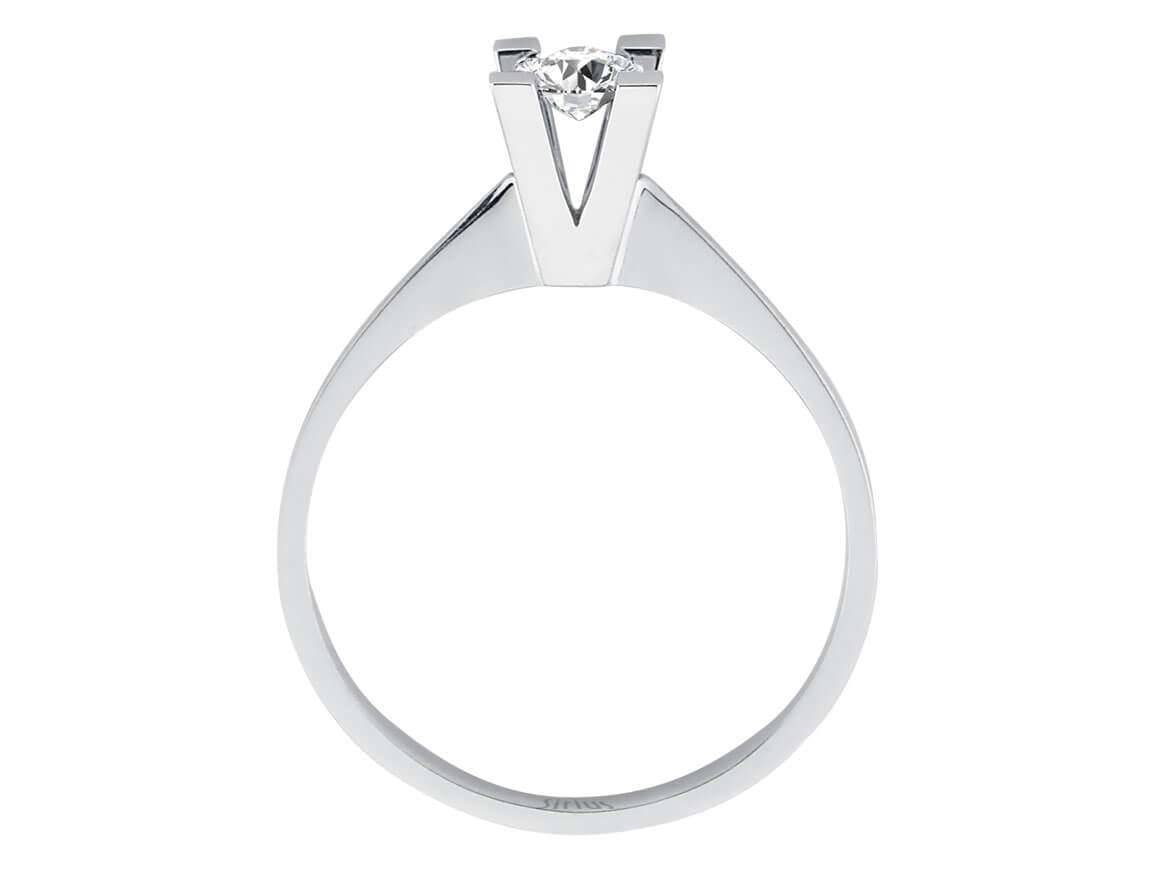 Simple laboratory diamond solitaire ring 0.20 carat in 14 carat white gold