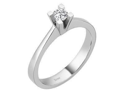 Classic solitaire diamond ring made of 14 karat white gold