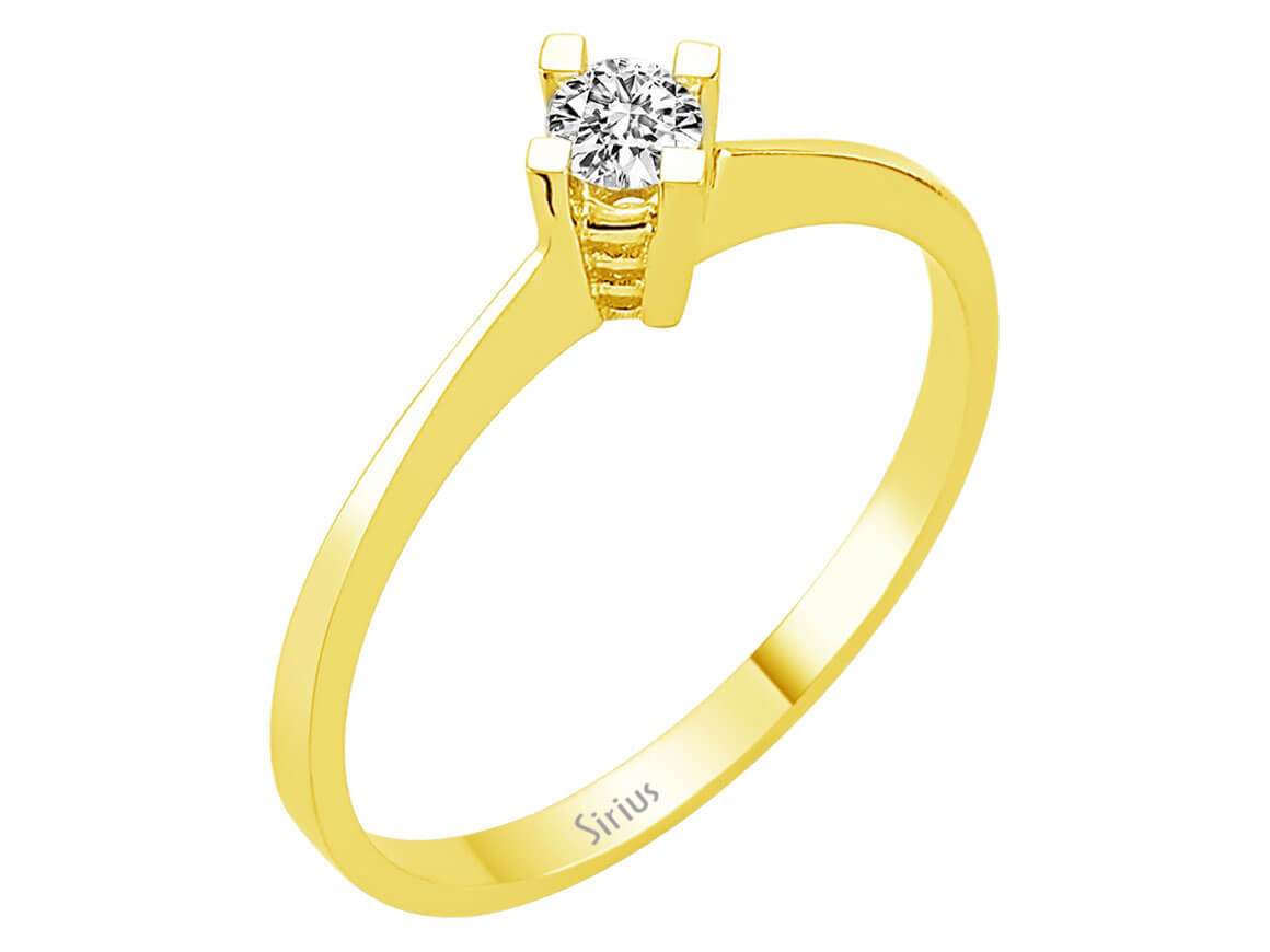 Classic solitaire ring with 0.15 ct diamond made of 14K yellow gold