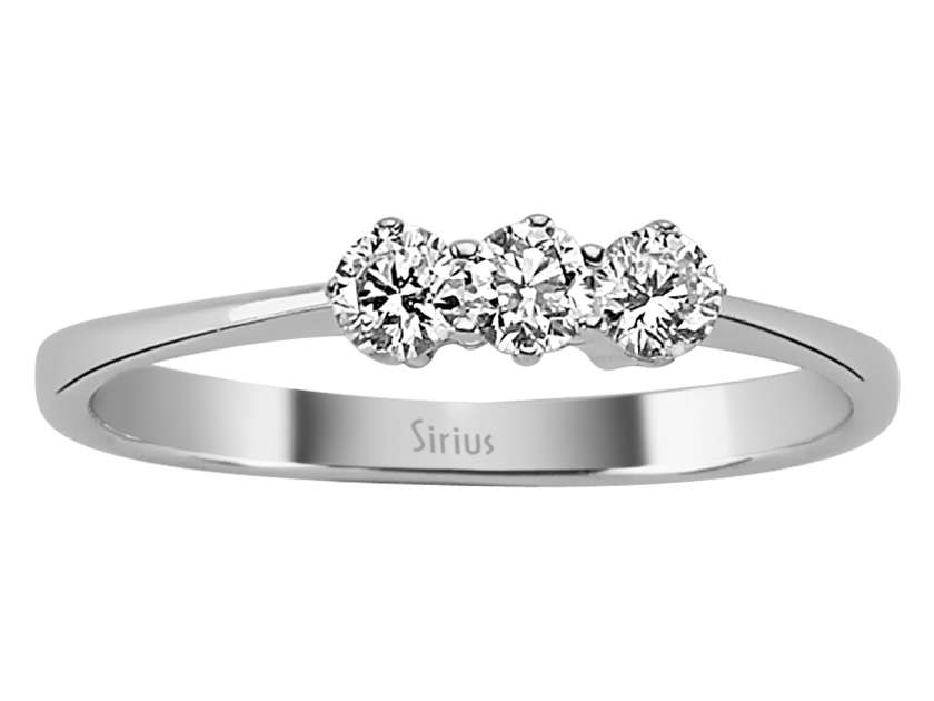 Schlichter Weißgold-Diamant-Tria-Ring mit drei Rundschliff-Diamanten