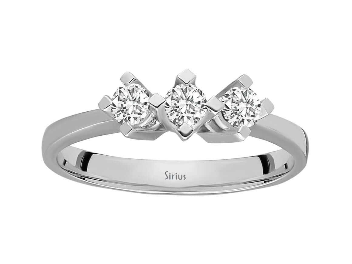 Elegant Lab Grown Diamond Tria Ring in 14-Karat White Gold | Timeless Diamond Jewelry – High-Quality Jewelry by Rosy Lab Diamonds
