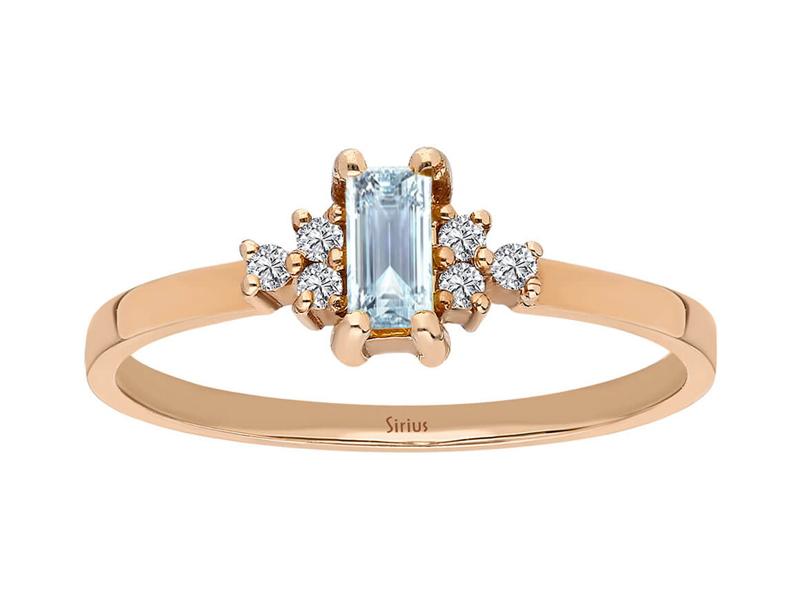 Elegant rose gold ring with baguette aquamarine and 6 diamonds – high-quality Jewelry from Rosy Lab Diamonds