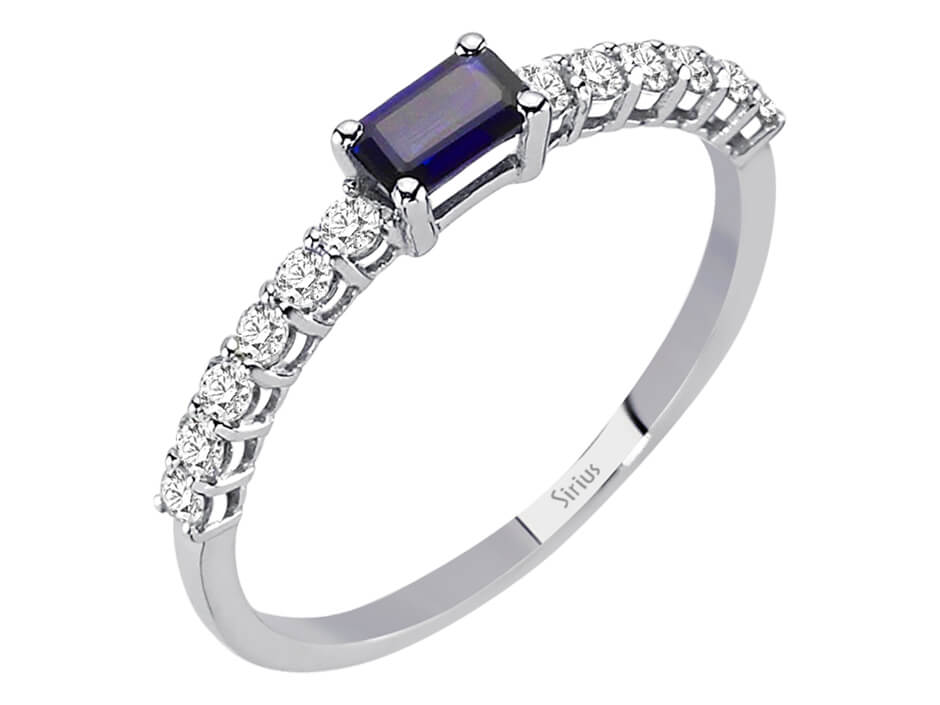 Zarter Ring mit Baguette-Saphir und Diamanten aus 14K Weißgold (0,22 ct Safir)