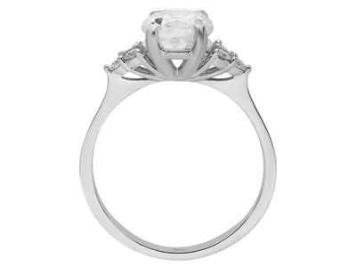 Bague brillante en diamant et topaze blanche avec taille ovale