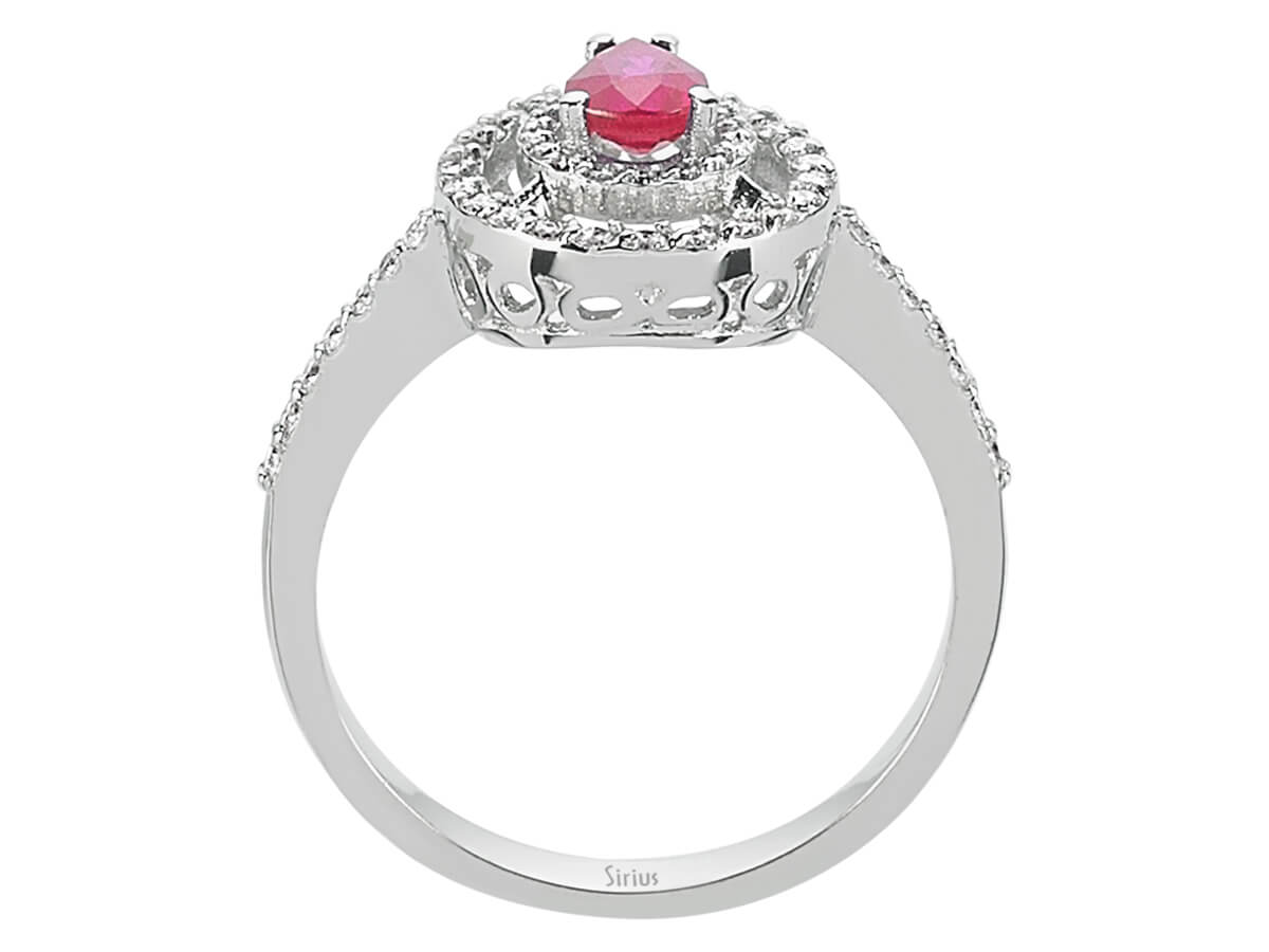 Weißgoldring mit Tropfenförmigem Rubin und Halo aus Labordiamanten