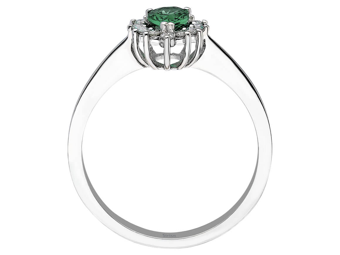 Weißgoldring mit 12 laborgezüchteten Diamanten und einem tropfenförmigen Smaragd