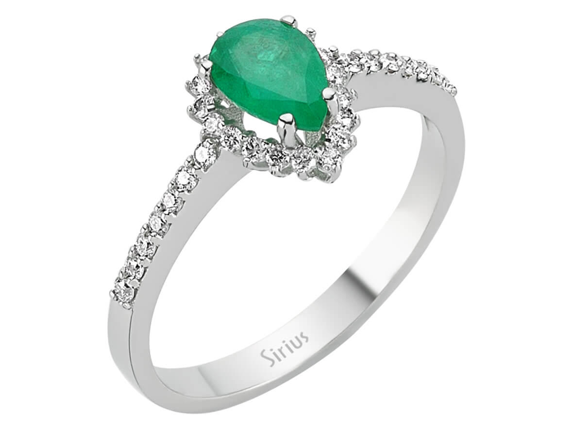 Eleganter Ring aus 14K Weißgold mit Tropfenförmigem Smaragd & 32 Diamanten