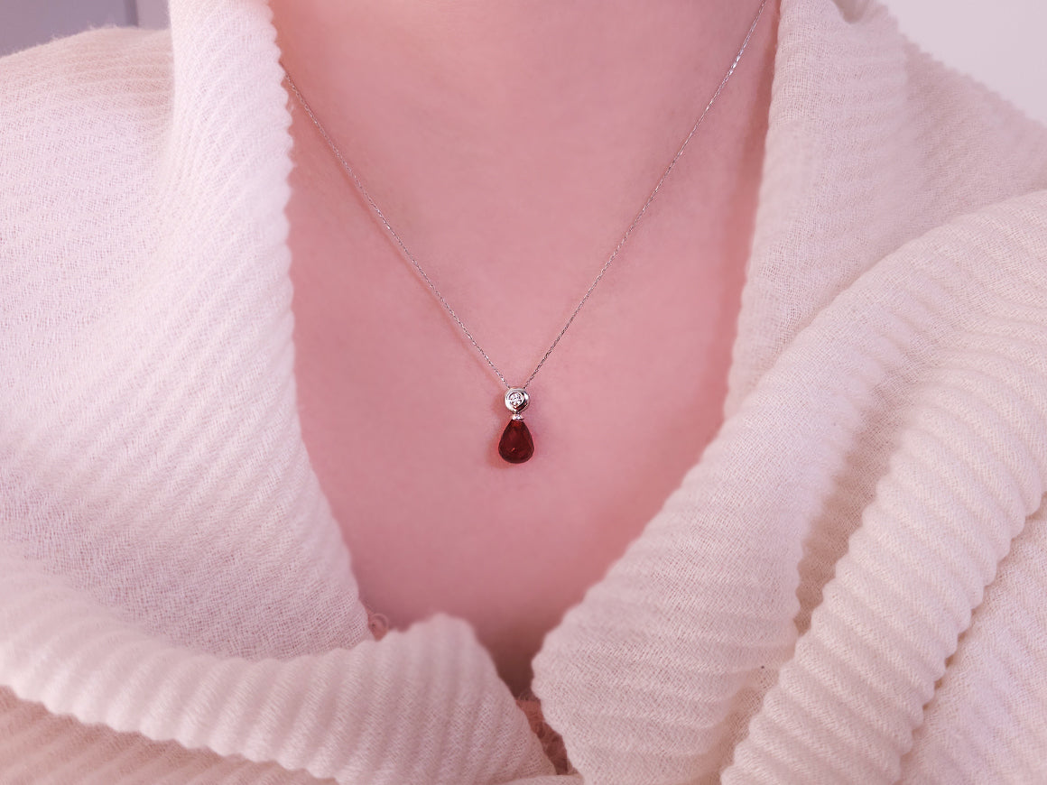 Pendant with Garnet Drop and Diamond | 14K White Gold