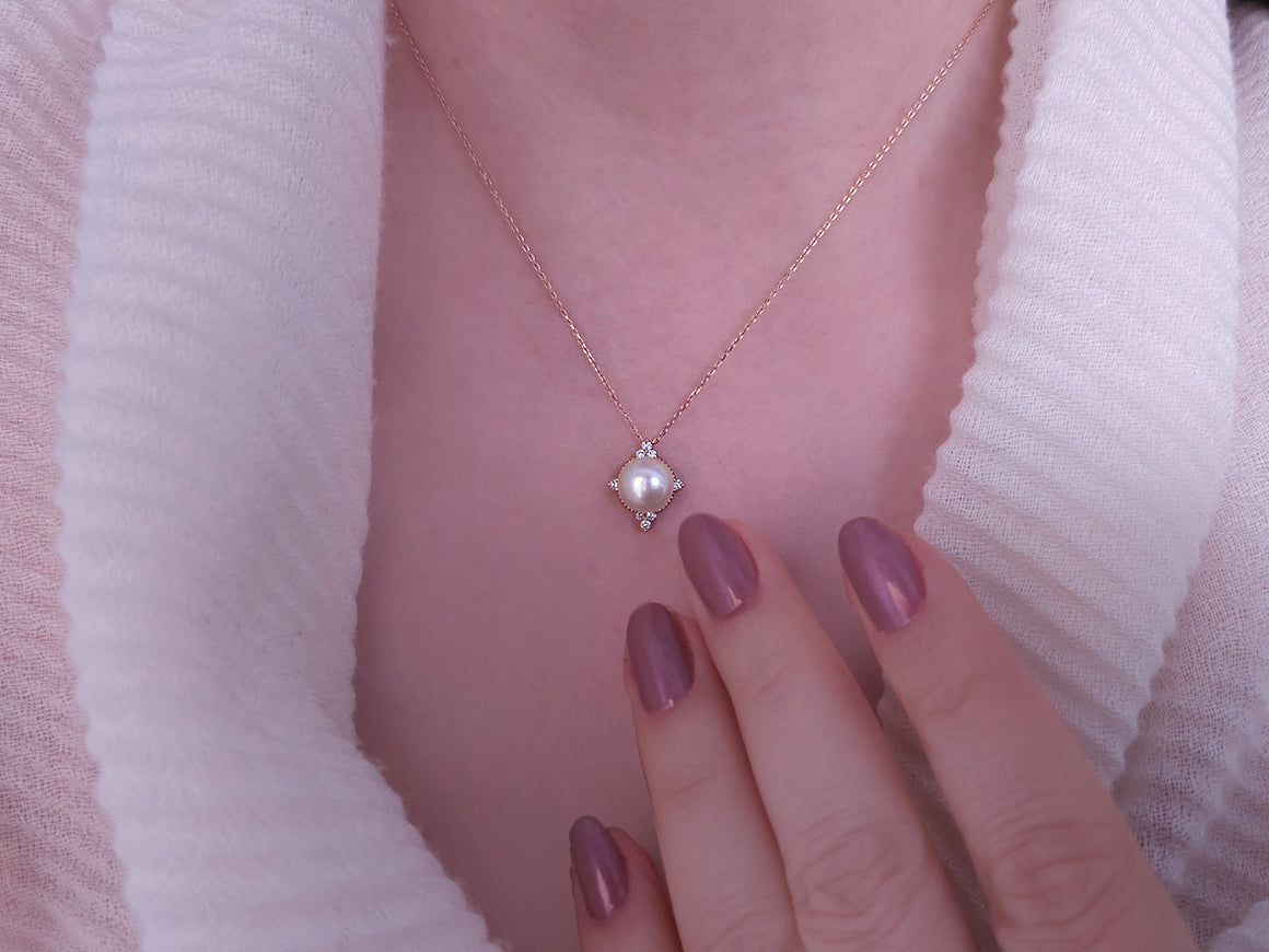 İnci ve laboratuvar pırlantalı Moira kolye ucu | 14K Rose Altın - Rosy Lab Diamonds’tan yüksek kaliteli Mücevher