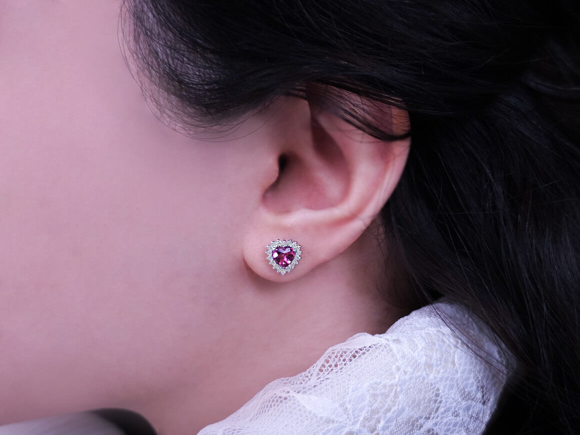 Boucles d'Oreilles Clous Anturage avec cœur en tourmaline et diamants en Or Blanc 585, Bijoux haut de gamme de Rosy Lab Diamonds