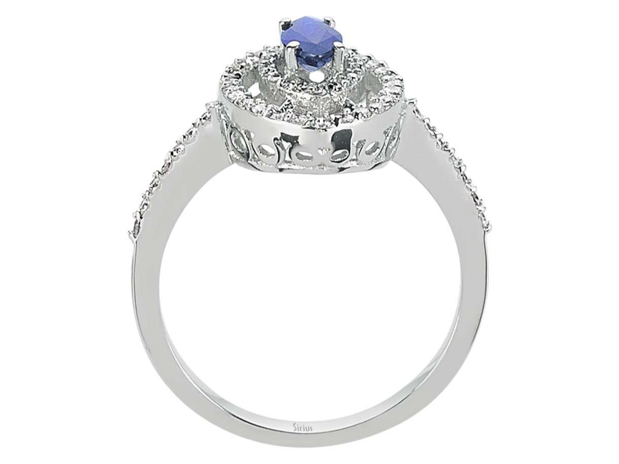Weißgoldring mit Markisförmigem Saphir und Doppeltem Halo aus Labordiamanten