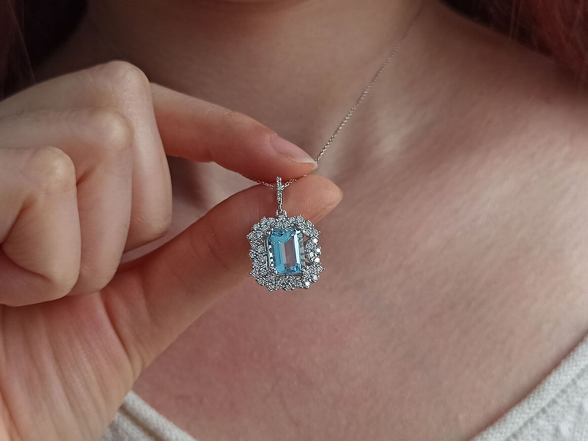 Aquamarine Necklace with 45 Round Lab-Grown Diamonds | 14K Gold - High-Quality Jewelry by Rosy Lab Diamonds