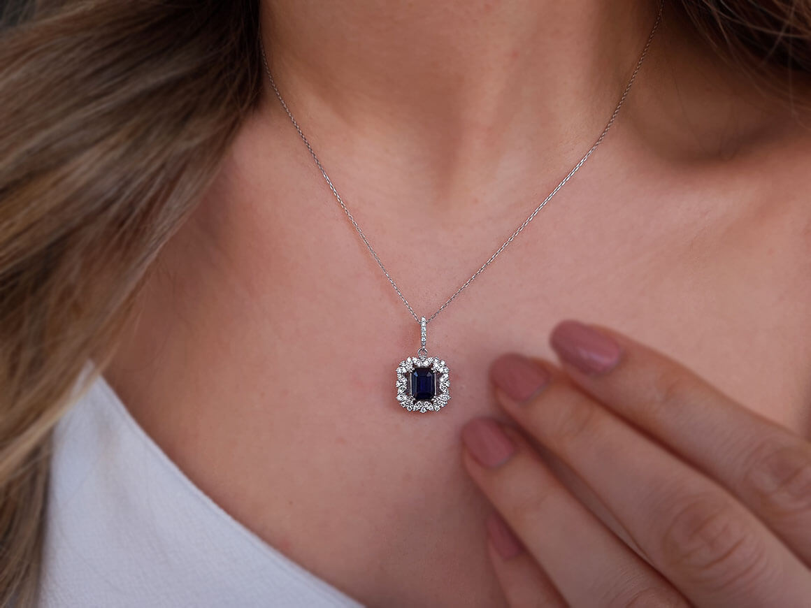 Necklace with Octagon Sapphire & Lab-Grown Diamonds in 14K White Gold | 23P0057 - high-quality Jewelry by Rosy Lab Diamonds