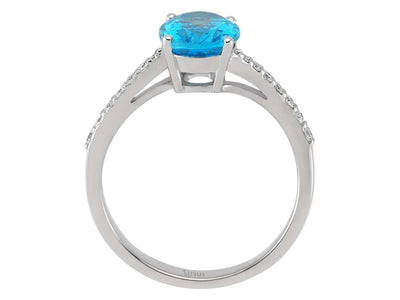 Weißgoldring mit ovalem 2,02 ct Blautopas und 14 Brillanten