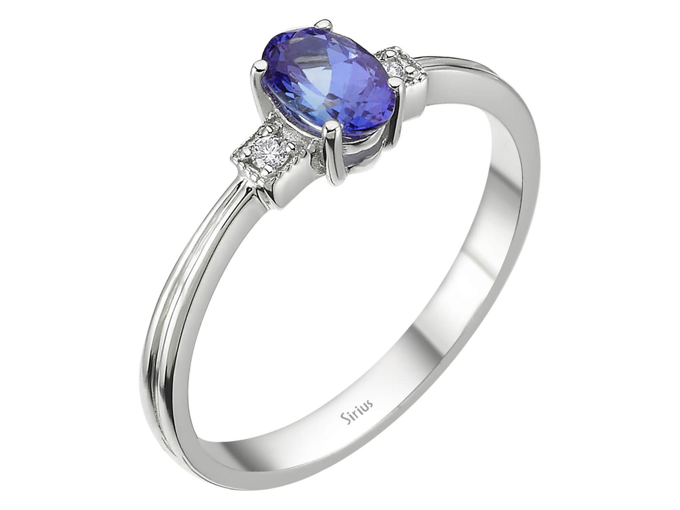 Elegant ring with oval tanzanite and two small diamonds in rose gold