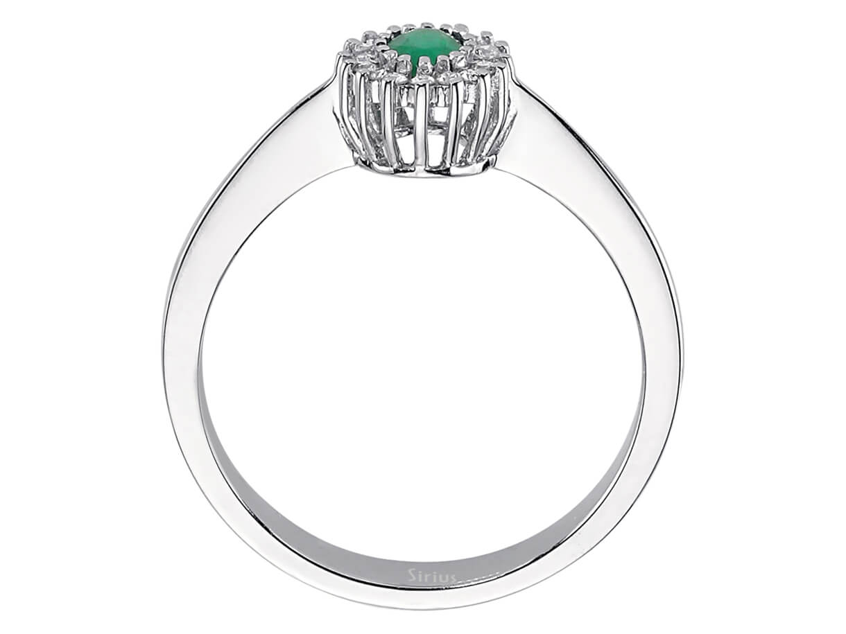 Anturaj-Ring mit Ovalem Smaragd und Labordiamanten