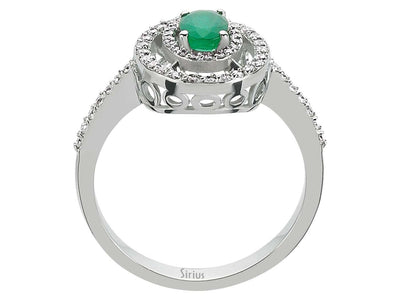 Exklusiver Ring aus 14K Weißgold mit ovalem Smaragd und 59 Diamanten