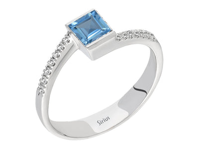 Weißgoldring mit 14 Diamanten und 1 Princess Schliff Blauer Topas