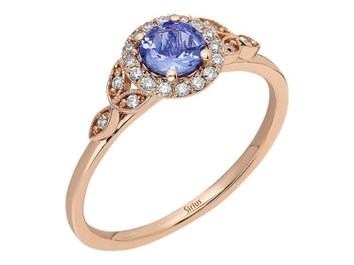 Rose gold ring with tanzanite and diamonds