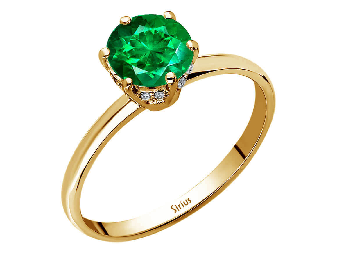 Elegant ring with lab-grown diamonds and Emerald | 14K Yellow Gold - high-quality Jewelry from Rosy Lab Diamonds