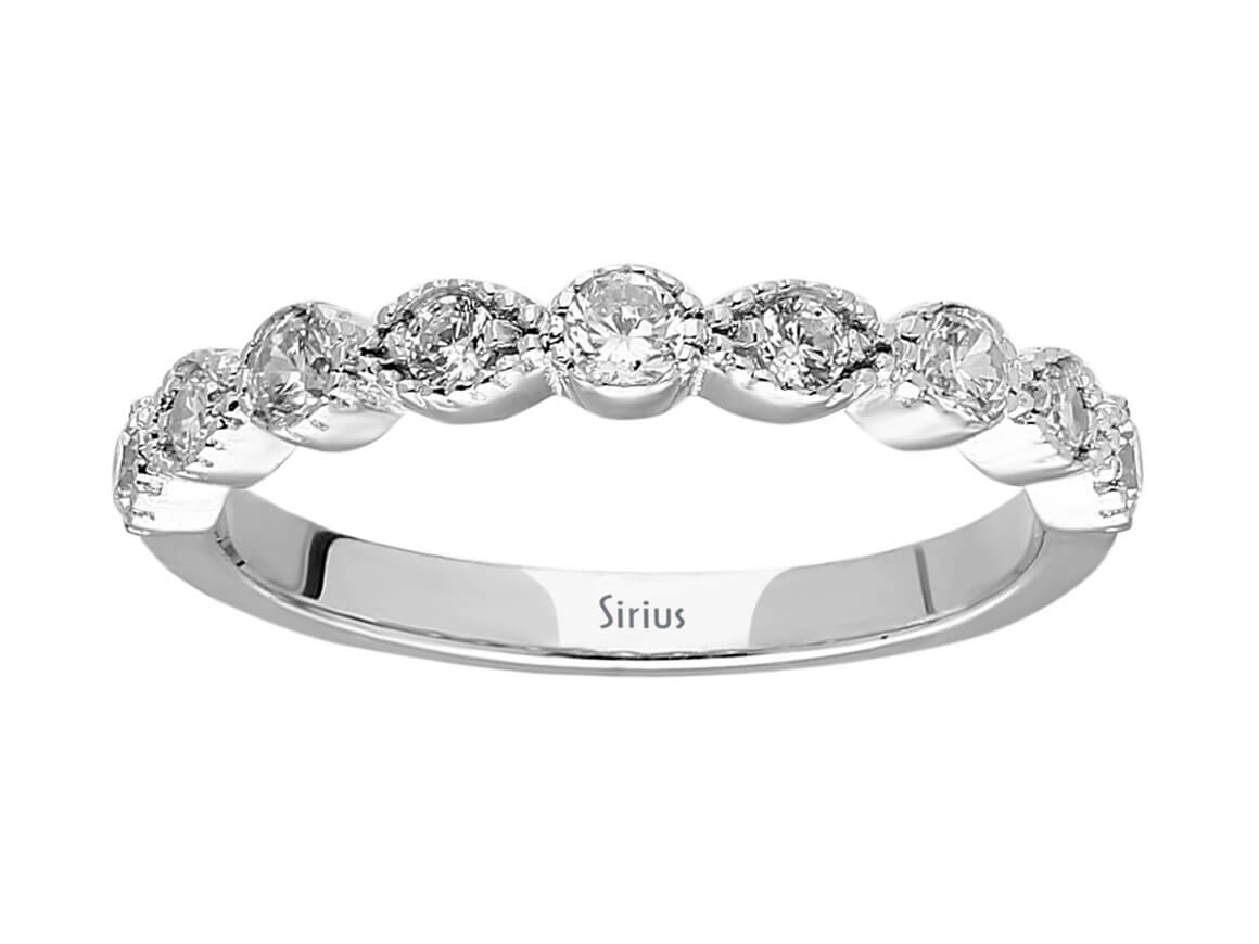 Élégant bracelet manchette vintage avec 9 diamants de laboratoire en Or Blanc 14 carats – Bijoux haut de gamme de Rosy Lab Diamonds