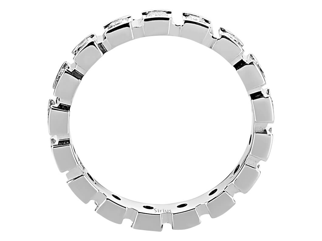 Bague éternité à serti rail exquise en Or Blanc 14 carats avec 17 diamants de laboratoire – Élégance durable – Bijoux haut de gamme de Rosy Lab Diamonds
