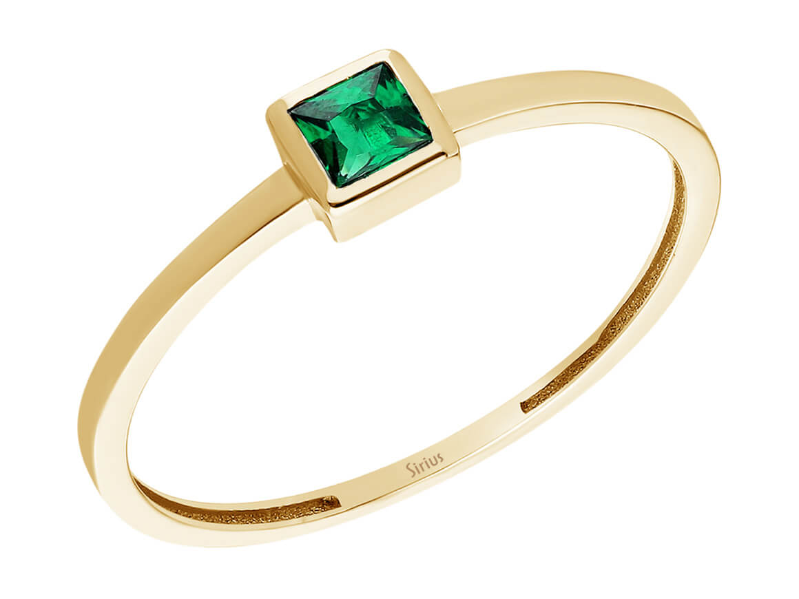 Bague solitaire avec émeraude de 0,20 ct – taille princesse – Or Jaune 14 carats – 44R0015 – Bijoux haut de gamme de Rosy Lab Diamonds