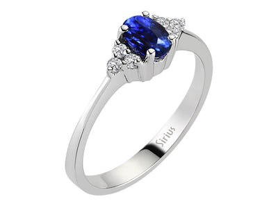 Feiner Diamant- und Saphirring mit 6 Rundschliff-Diamanten und 1 Ovalem Saphir in 8 Karat Weißgold