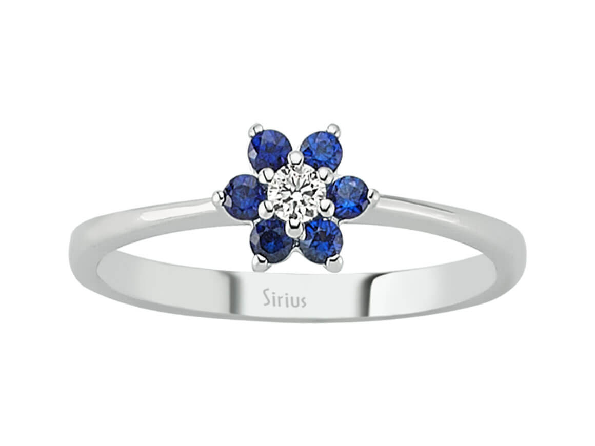 Blumenring aus 8K Weißgold mit Labor-Diamant und blauen Saphiren – 0,30 ct