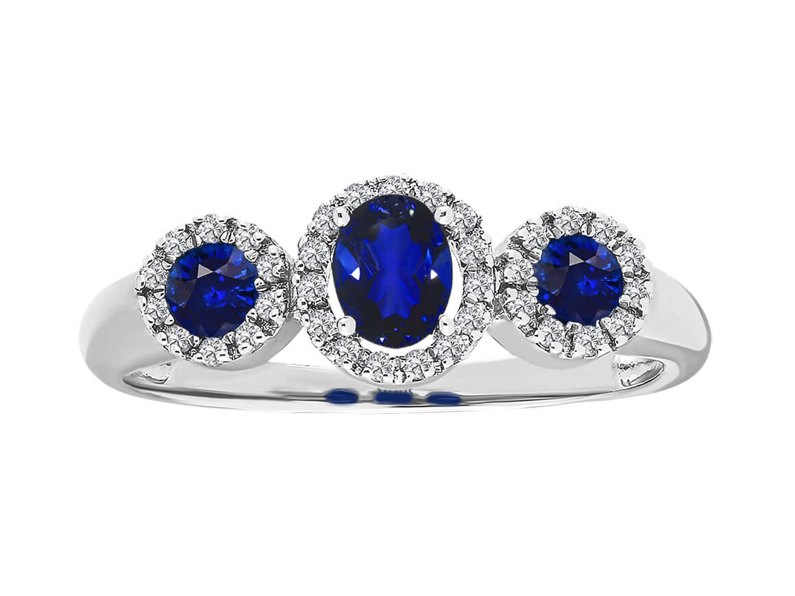 Weißgoldring mit 35 lab-grown Diamanten und 3 Saphiren in verschiedenen Schliffen