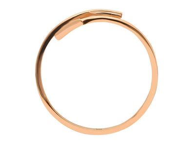 Bague en or rose en forme de flèche avec un diamant de laboratoire
