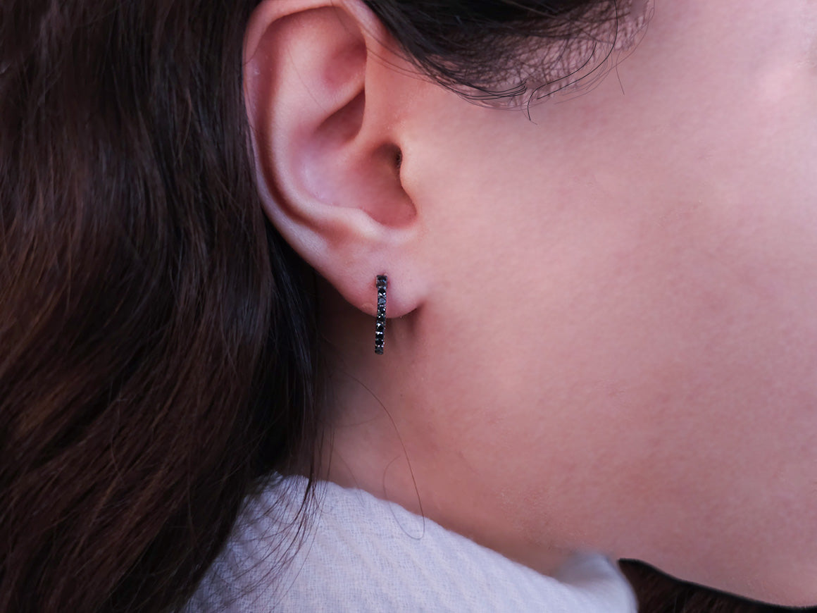 Créoles avec des diamants de laboratoire noirs en Or Blanc 585 millièmes - des Bijoux haut de gamme de Rosy Lab Diamonds