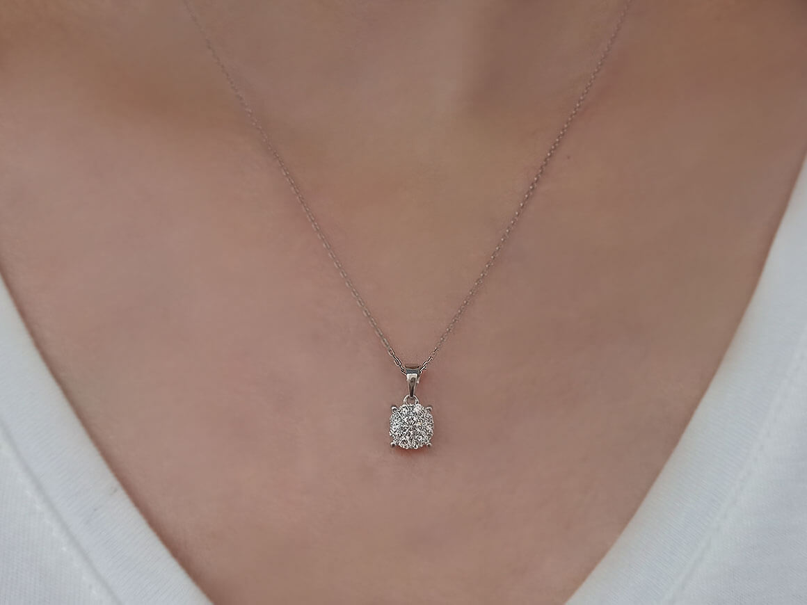 Solitär-Optik Diamantkette mit 9 Steinen aus 8K Weißgold - 04P0126 - hochwertiger Schmuck von Rosy Lab Diamonds