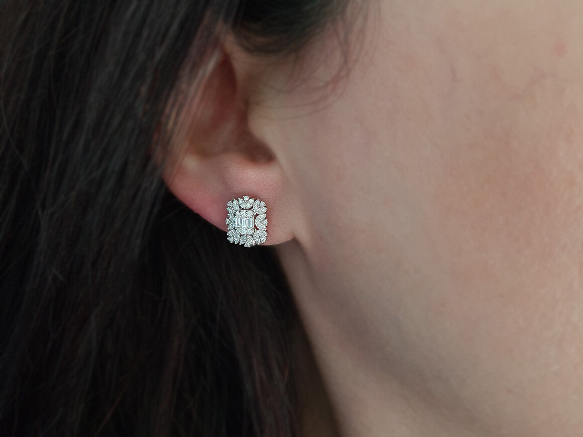 Rosy Lab Diamonds’ın 585 Beyaz Altın kaplama Laboratuvarı Baguette ve Yuvarlak Pırlantalı Pimli Küpe – kaliteli Mücevher