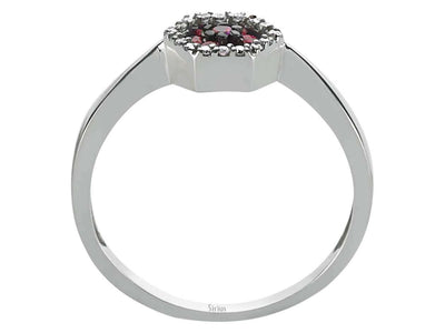 Weißgold Ring mit 18 lab-grown Diamanten und 7 Rubinen – 0,23 Karat