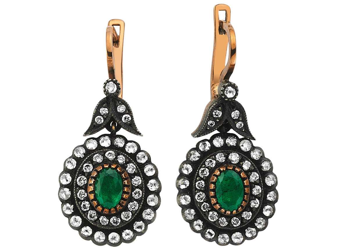 Antique earrings with oval emeralds, old cut diamonds & brilliants made of 333 rose gold