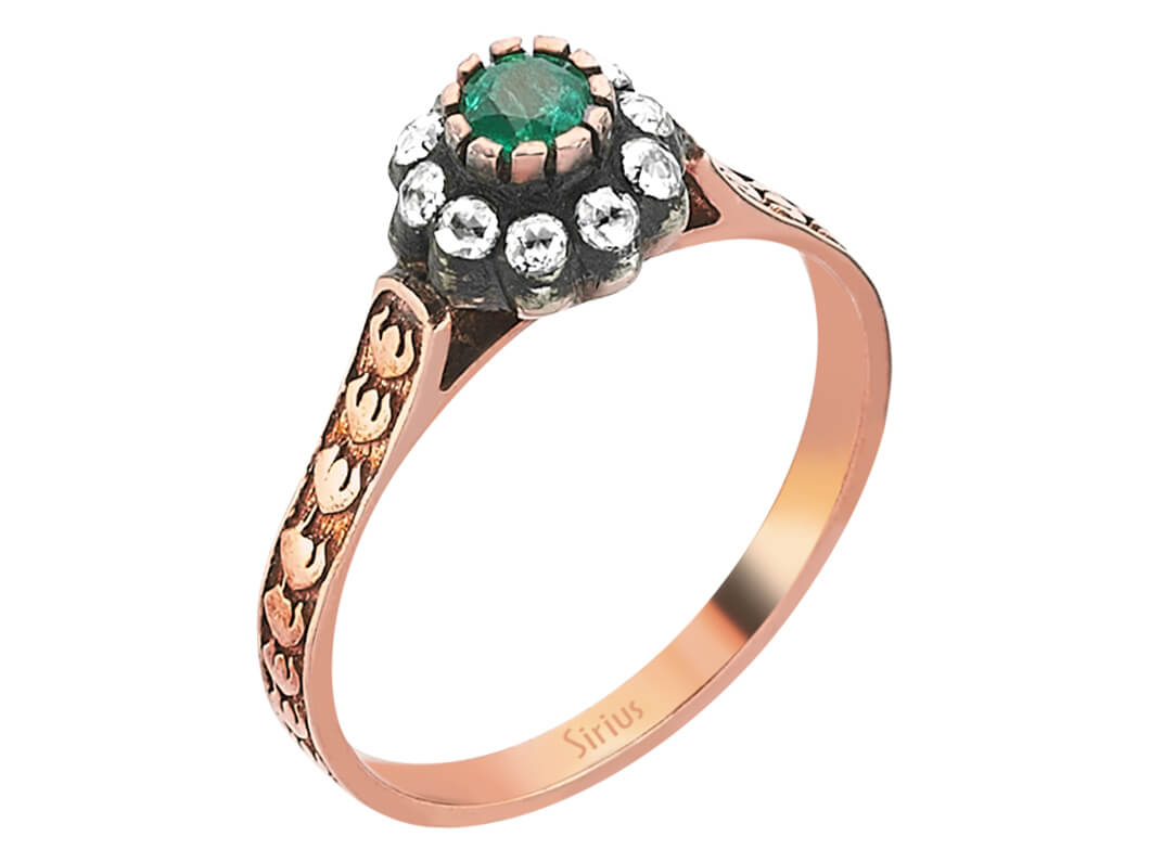 Antique Rose Gold Ring with Emerald & Diamonds - 8K, 0.33 ct - high-quality Jewelry by Rosy Lab Diamonds